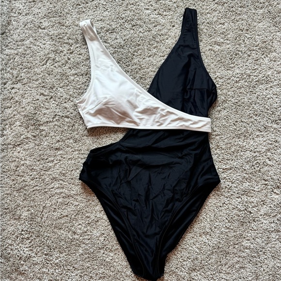 Blooming Jelly Womens One Piece Cutout Swimsuit Sexy High monokini Size Large - Picture 4 of 12